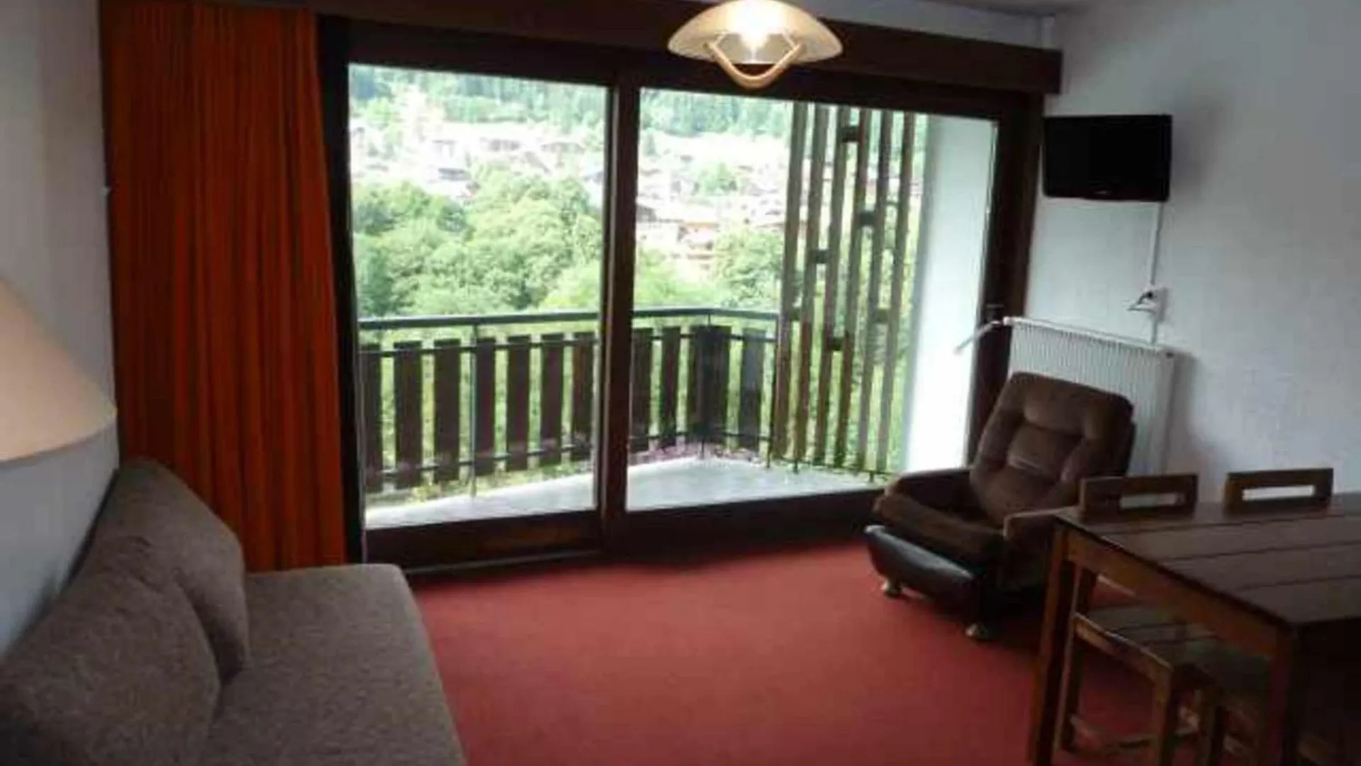 Studio Avec Balcon, Wifi Et Parking A 500M Du Centre - Fr-1-524-47 Morzine